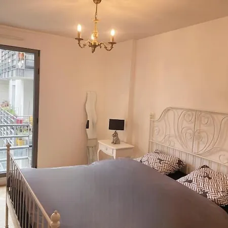 Beautiful And Large Montparnasse Apartment