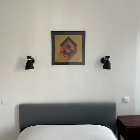 Nice Room Paris Montparnasse *