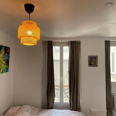 Beautiful And Large Montparnasse باريس